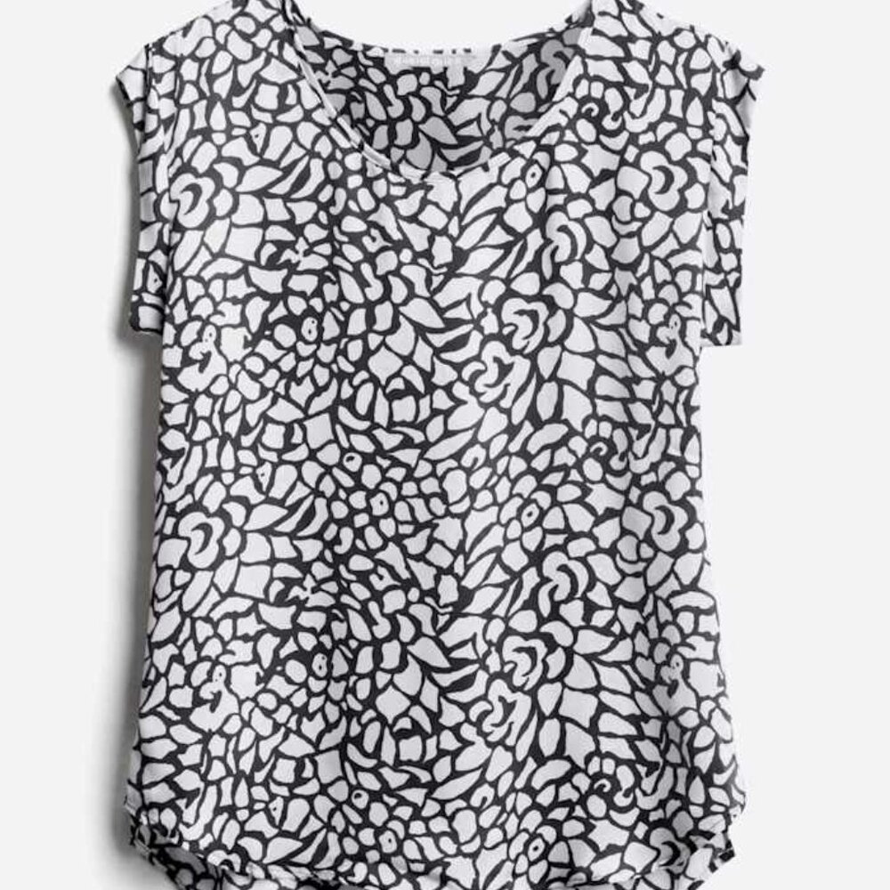 Daniel Rainn Portrero Scoop Neck Blouse